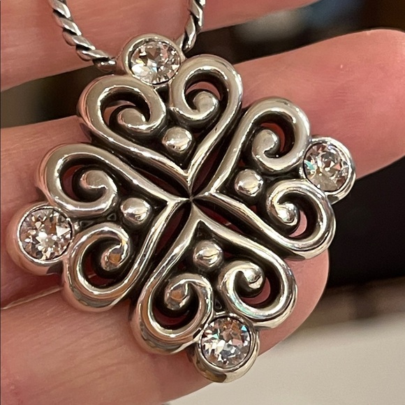 Retired Brighton alcazar bejeweled heart pendant chain silver plated - Picture 11 of 11